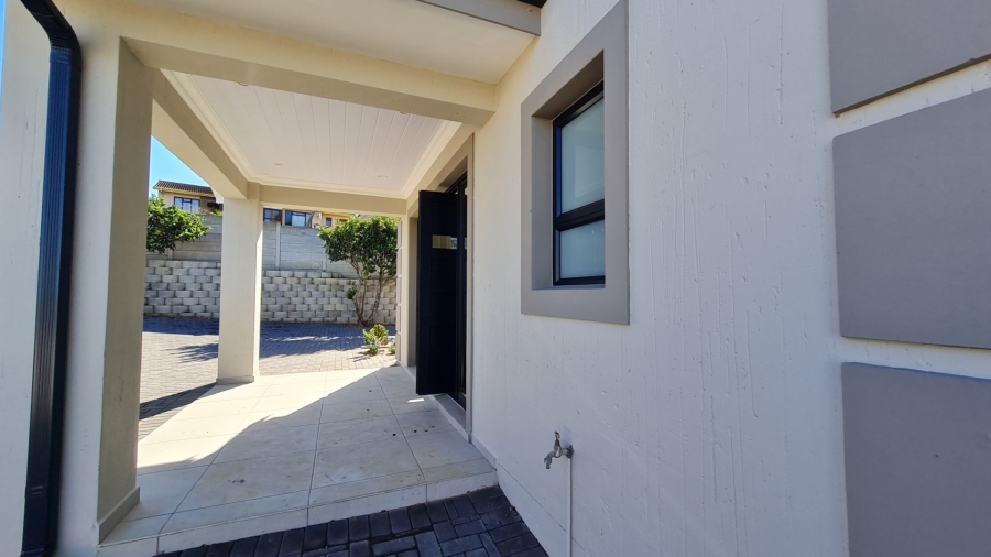 3 Bedroom Property for Sale in Dana Bay Western Cape
